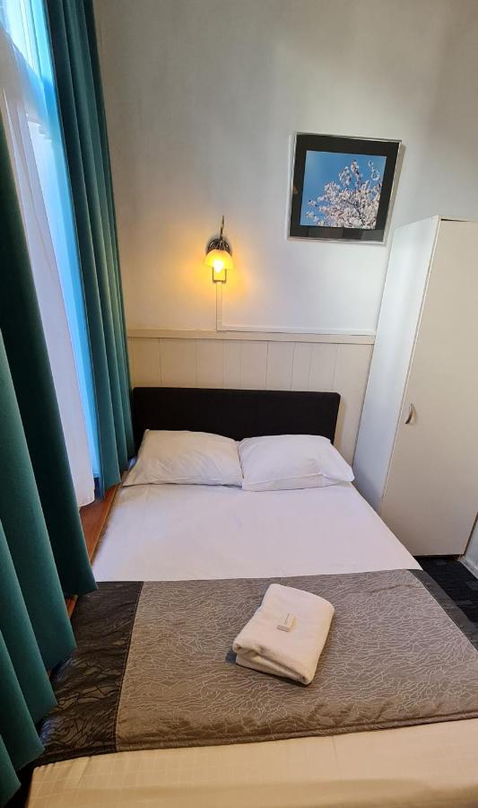 Euphemia Budget Old Canal Zone Auberge de jeunesse